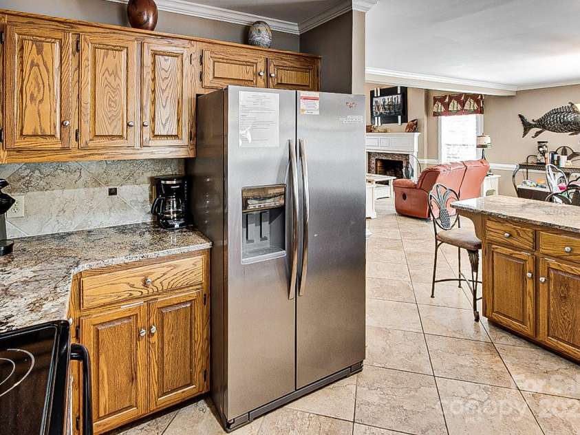 378 Shoreline Drive, New London, NC 28127.  MLS# CAR4246898, YatesRealty ID 6989. 