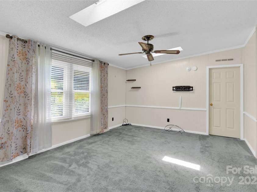 985 Sentinal Oaks Drive, Clover, SC 29710.  MLS# CAR4300320, YatesRealty ID 6991. 