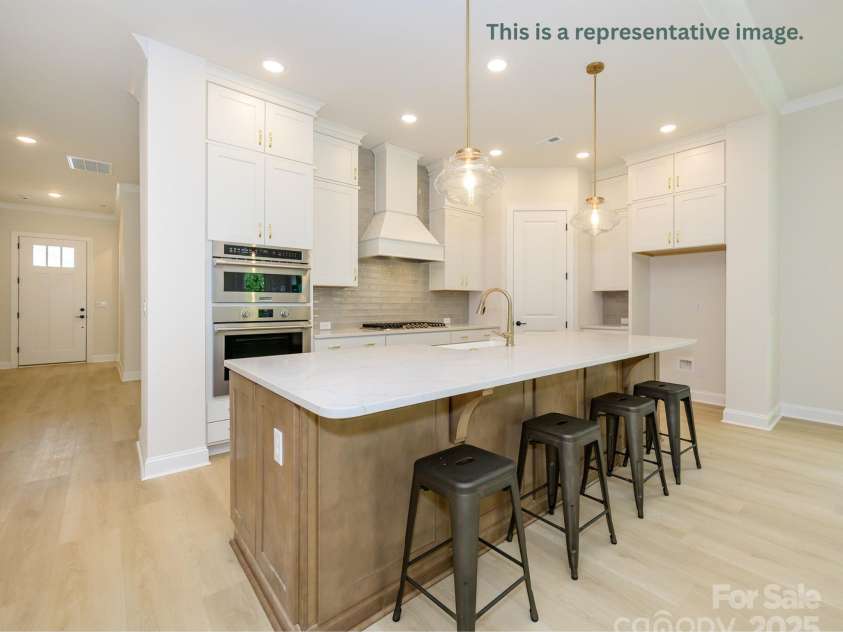 1019 Idyllic Lane, Waxhaw, NC 28173.  MLS# CAR4248472, YatesRealty ID 6993. 