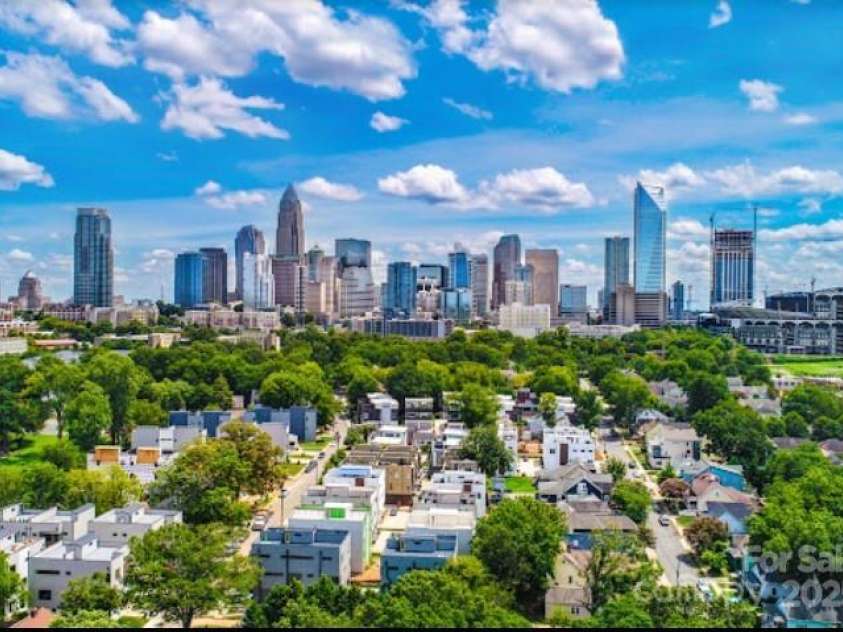 424 Balboa Street, Matthews, NC 28104.  MLS# CAR4249450, YatesRealty ID 6994. 30 Minutes to Uptown