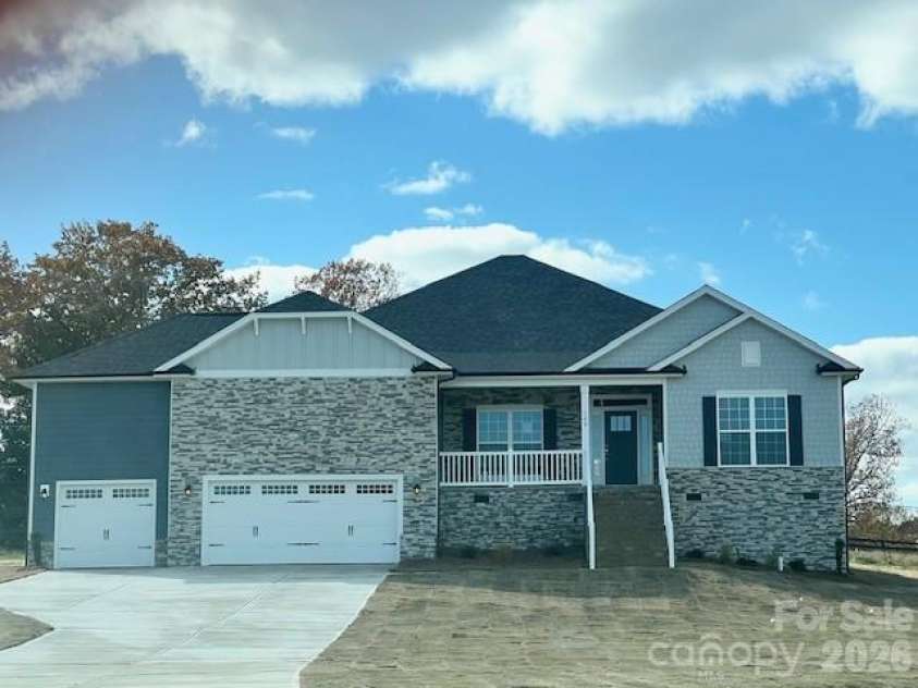 140 Swan Park Lane, Statesville, NC 28625.  MLS# CAR4342903, YatesRealty ID 6997. Front elevation
