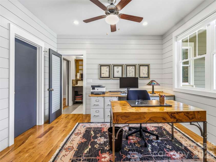 242 Whistlewood Lane, Hendersonville, NC 28739.  MLS# CAR4359475, YatesRealty ID 6998. 