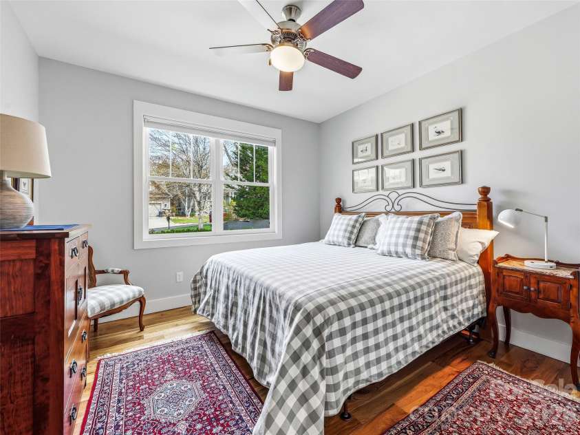 242 Whistlewood Lane, Hendersonville, NC 28739.  MLS# CAR4359475, YatesRealty ID 6998. 