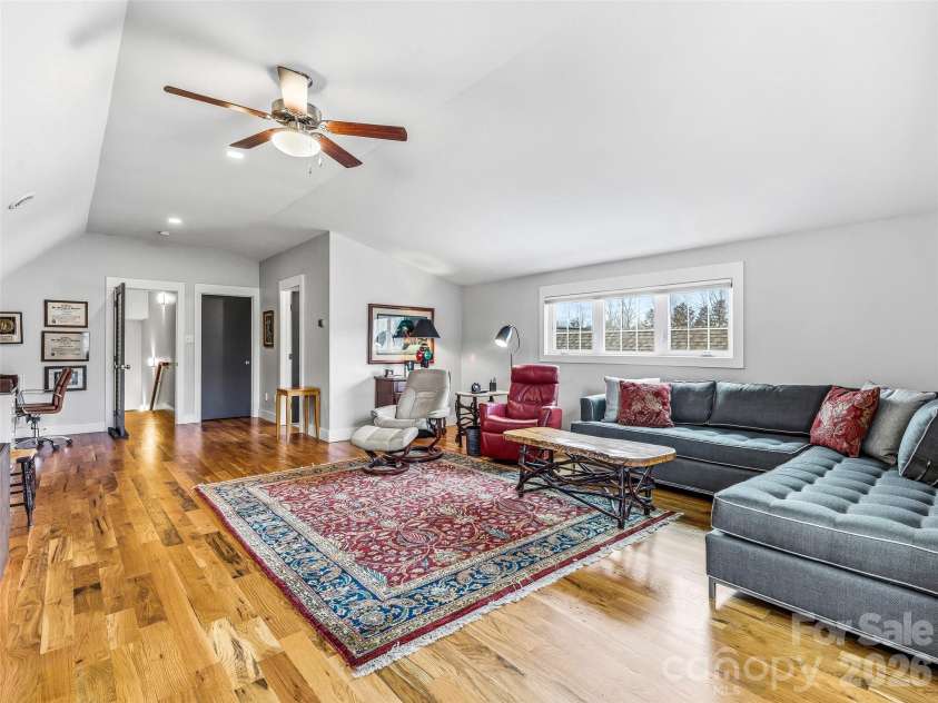 242 Whistlewood Lane, Hendersonville, NC 28739.  MLS# CAR4359475, YatesRealty ID 6998. 