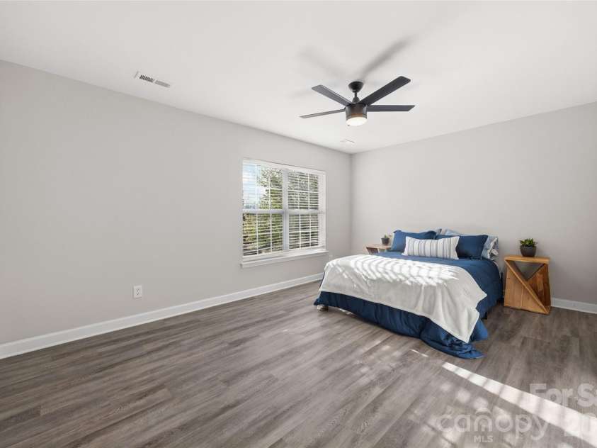 1505 Tuckers Glenn Drive, Rock Hill, SC 29732.  MLS# CAR4358980, YatesRealty ID 6999. Large Primary Bedroom