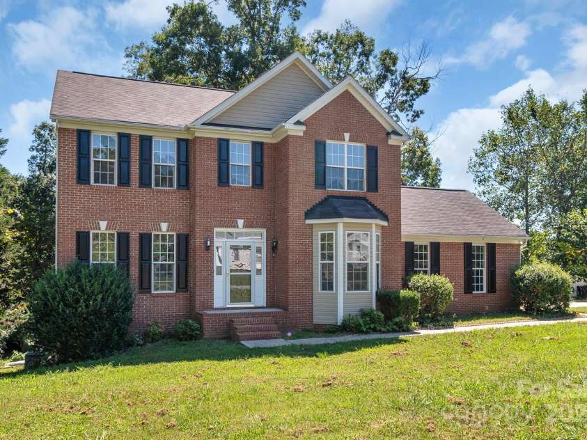 4227 Kiser Wood Drive, Concord, NC 28025.  MLS# CAR4296888, YatesRealty ID 70. 