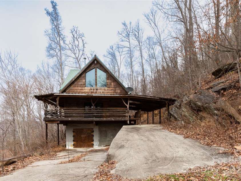 298 Turkey Creek Road, Leicester, NC 28748.  MLS# CAR4112849, YatesRealty ID 700. Front of Cabin