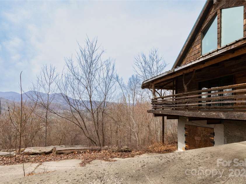 298 Turkey Creek Road, Leicester, NC 28748.  MLS# CAR4112849, YatesRealty ID 700. Front of Cabin, Views