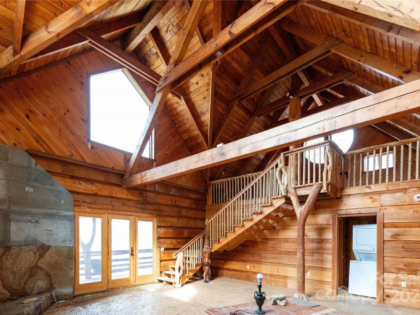 298 Turkey Creek Road, Leicester, NC 28748.  MLS# CAR4112849, YatesRealty ID 700. Great Room