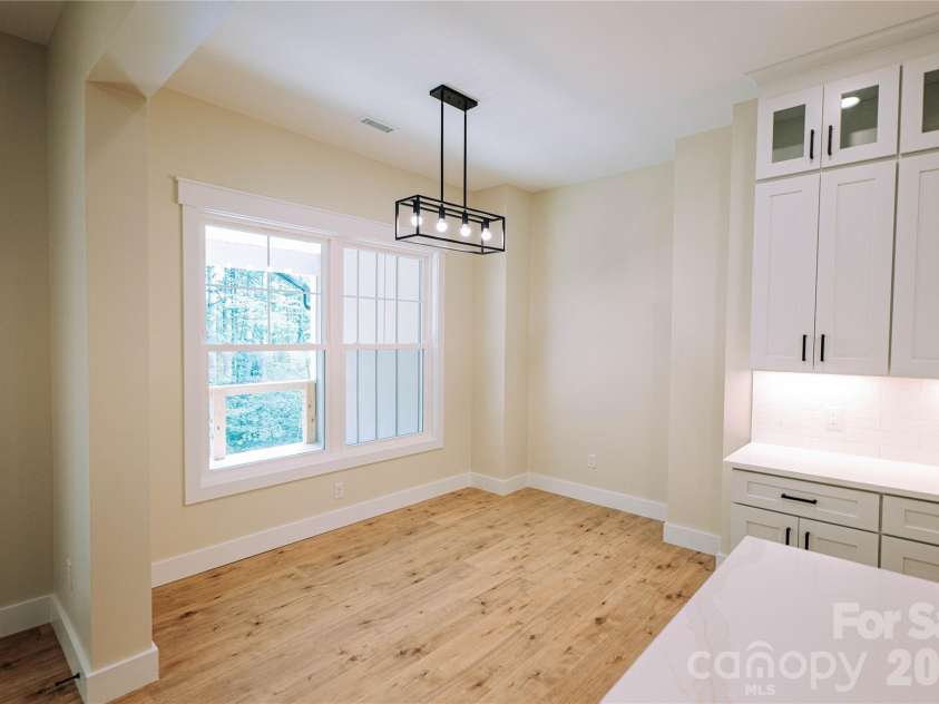 2031 Piper Ridge Drive, Lenoir, NC 28645.  MLS# CAR4316879, YatesRealty ID 7000. 