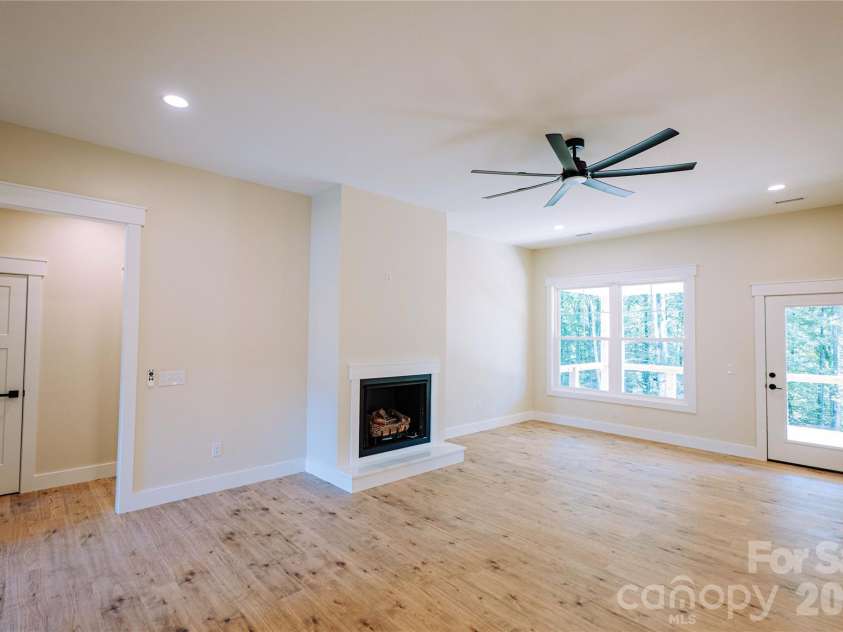 2031 Piper Ridge Drive, Lenoir, NC 28645.  MLS# CAR4316879, YatesRealty ID 7000. 
