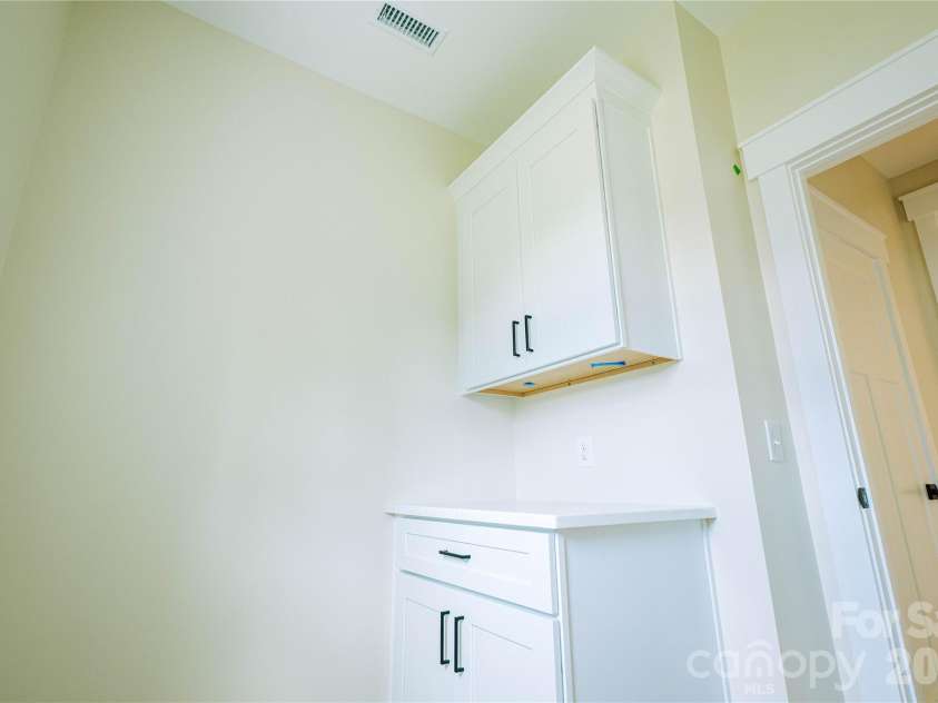 2031 Piper Ridge Drive, Lenoir, NC 28645.  MLS# CAR4316879, YatesRealty ID 7000. 