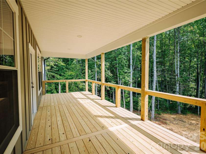 2031 Piper Ridge Drive, Lenoir, NC 28645.  MLS# CAR4316879, YatesRealty ID 7000. 