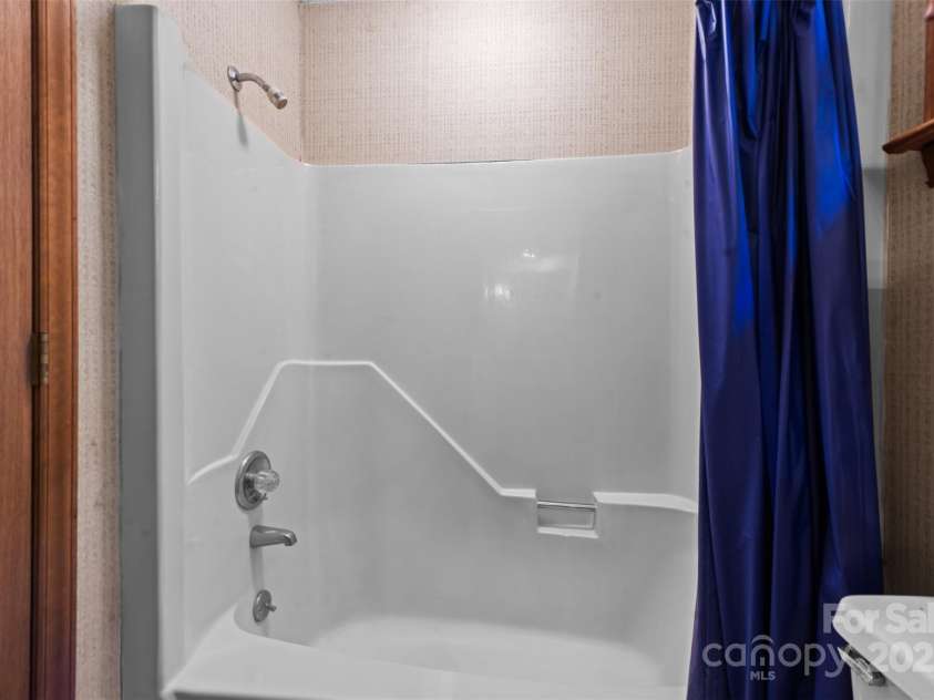 212 Saddle Lane, Deep Gap, NC 28618.  MLS# CAR4262907, YatesRealty ID 7001. 
