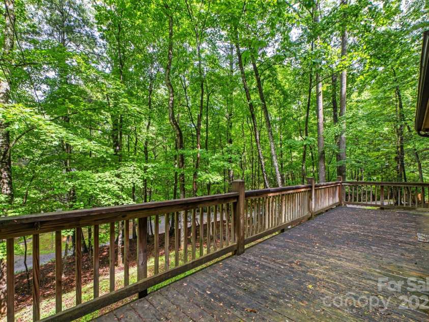 212 Saddle Lane, Deep Gap, NC 28618.  MLS# CAR4262907, YatesRealty ID 7001. 
