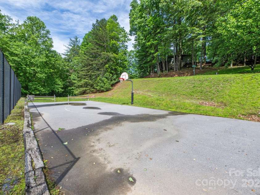 212 Saddle Lane, Deep Gap, NC 28618.  MLS# CAR4262907, YatesRealty ID 7001. 
