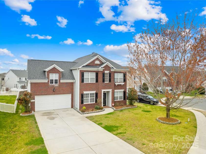 10223 Kelso Court, Charlotte, NC 28278.  MLS# CAR4234539, YatesRealty ID 7005. 