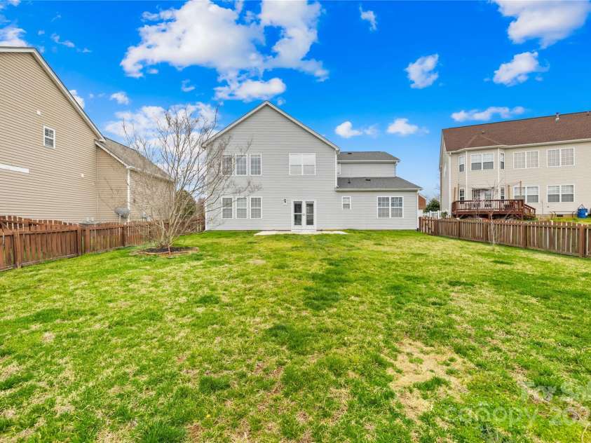 10223 Kelso Court, Charlotte, NC 28278.  MLS# CAR4234539, YatesRealty ID 7005. 