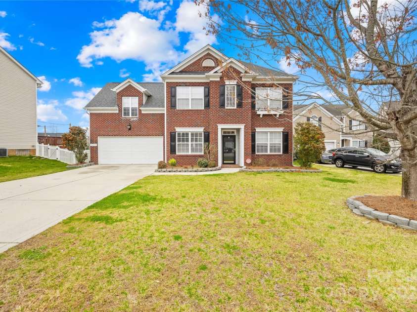 10223 Kelso Court, Charlotte, NC 28278.  MLS# CAR4234539, YatesRealty ID 7005. 