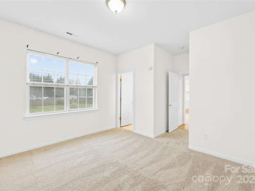 10223 Kelso Court, Charlotte, NC 28278.  MLS# CAR4234539, YatesRealty ID 7005. Guest Bedroom on main floor