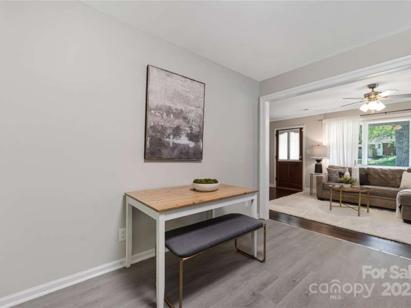 2601 Dora Drive, Charlotte, NC 28215.  MLS# CAR4247903, YatesRealty ID 7006. 