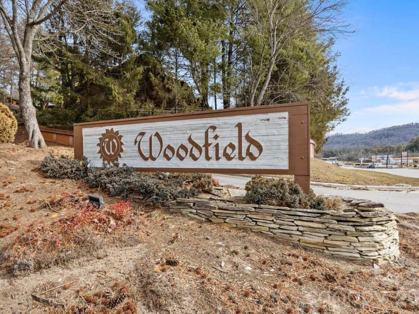 501 Woodfield Drive, Asheville, NC 28803.  MLS# CAR4342330, YatesRealty ID 7007. 