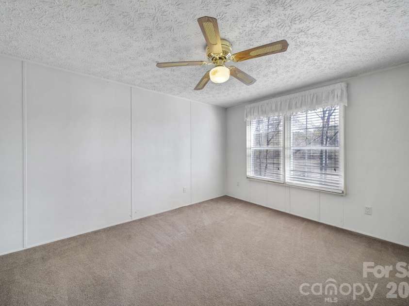 2236 White Heron Road, Liberty Hill, SC 29704.  MLS# CAR4324937, YatesRealty ID 7008. 