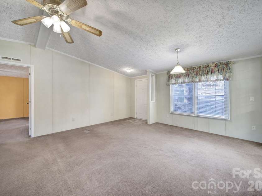 2236 White Heron Road, Liberty Hill, SC 29704.  MLS# CAR4324937, YatesRealty ID 7008. 