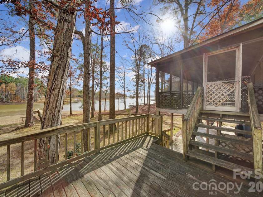 2236 White Heron Road, Liberty Hill, SC 29704.  MLS# CAR4324937, YatesRealty ID 7008. 
