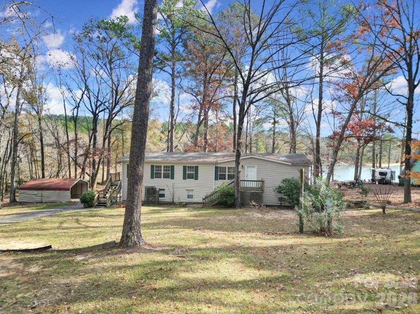 2236 White Heron Road, Liberty Hill, SC 29704.  MLS# CAR4324937, YatesRealty ID 7008. 