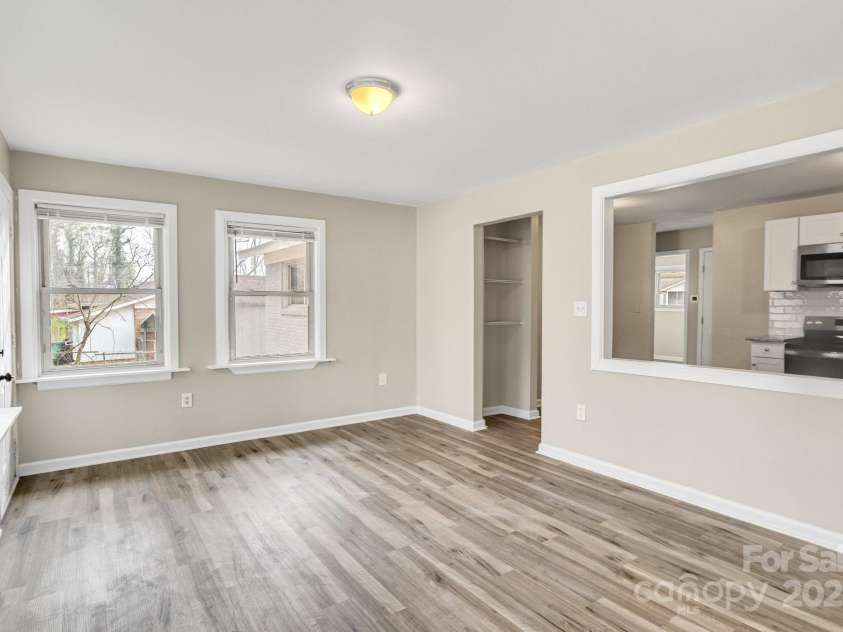 2801 Alleghany Street, Charlotte, NC 28208.  MLS# CAR4239718, YatesRealty ID 7009. Third shot of sunroom.