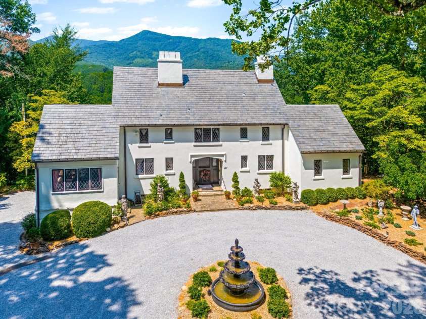 287 Pacolet Ridge Lane, Tryon, NC 28782.  MLS# CAR4269055, YatesRealty ID 7009. 