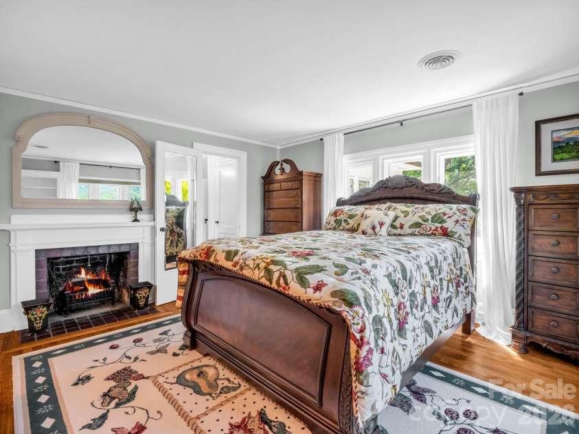 287 Pacolet Ridge Lane, Tryon, NC 28782.  MLS# CAR4269055, YatesRealty ID 7009. 
