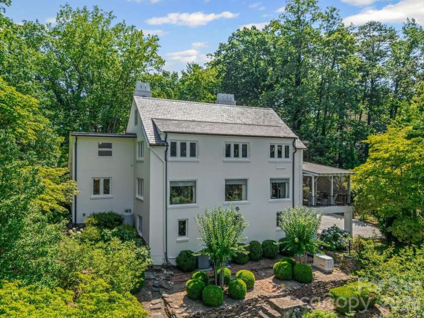 287 Pacolet Ridge Lane, Tryon, NC 28782.  MLS# CAR4269055, YatesRealty ID 7009. 