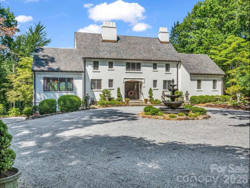 287 Pacolet Ridge Lane, Tryon, NC 28782.  MLS# CAR4269055, YatesRealty ID 7009. 