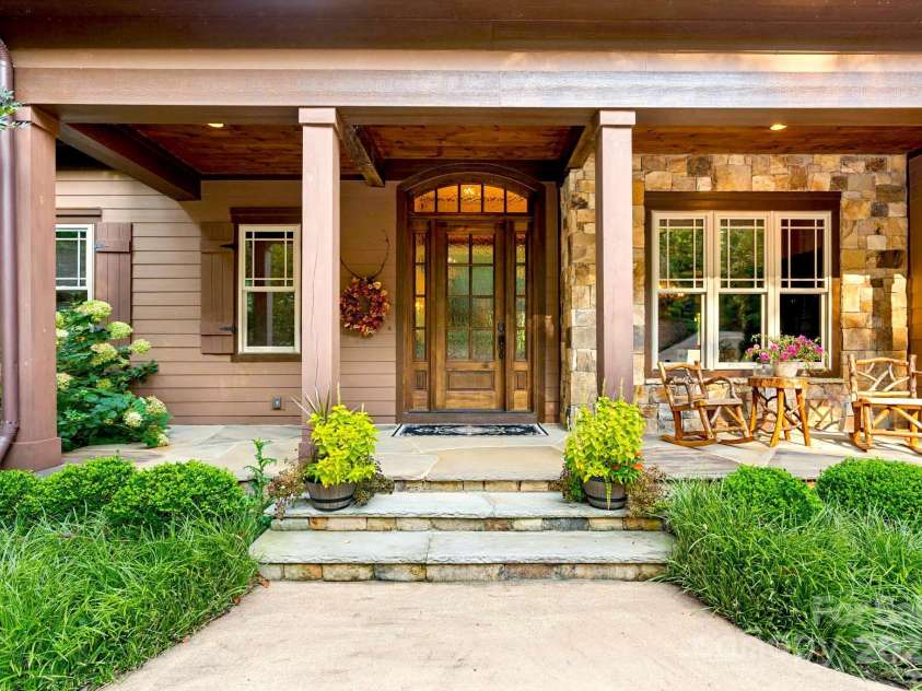 23 Dividing Ridge Trail, Arden, NC 28704.  MLS# CAR4307100, YatesRealty ID 701. 