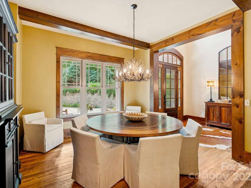 23 Dividing Ridge Trail, Arden, NC 28704.  MLS# CAR4307100, YatesRealty ID 701. 