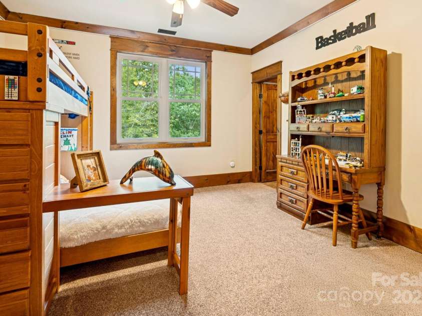 23 Dividing Ridge Trail, Arden, NC 28704.  MLS# CAR4307100, YatesRealty ID 701. 