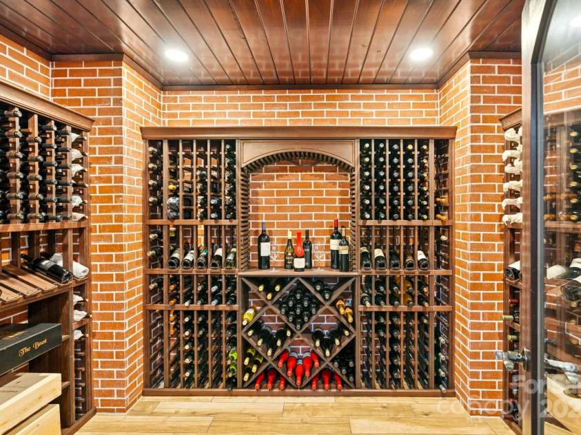 23 Dividing Ridge Trail, Arden, NC 28704.  MLS# CAR4307100, YatesRealty ID 701. 