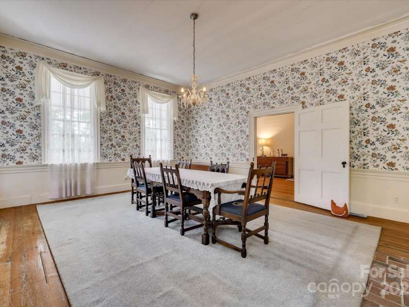 621 Meeting Road, Edgefield, SC 29824.  MLS# CAR4313551, YatesRealty ID 701. 