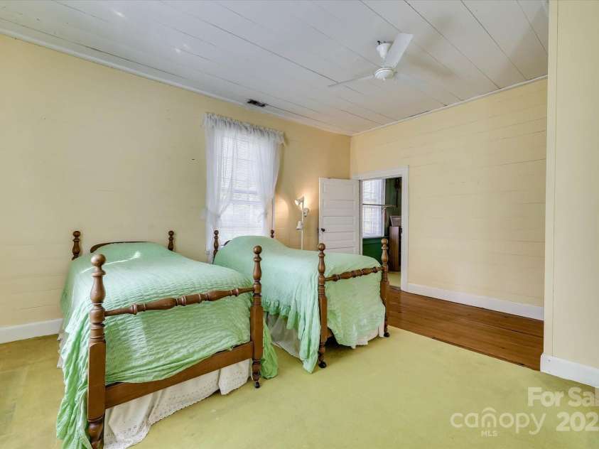 621 Meeting Road, Edgefield, SC 29824.  MLS# CAR4313551, YatesRealty ID 701. 