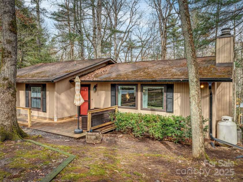 531 Three Mile Knob Road, Pisgah Forest, NC 28768.  MLS# CAR4327491, YatesRealty ID 7010. 