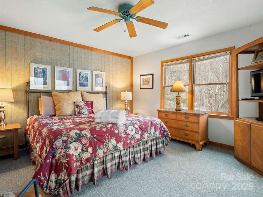 376 Ox Creek Road, Weaverville, NC 28787.  MLS# CAR4241579, YatesRealty ID 7011. Main level primary