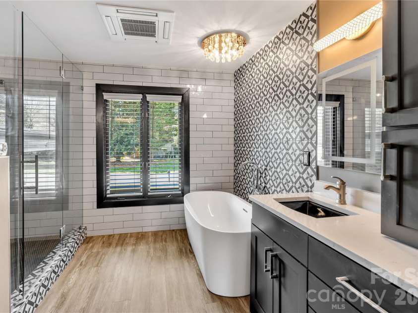 4209 Burning Tree Drive, Charlotte, NC 28277.  MLS# CAR4360192, YatesRealty ID 7012. 