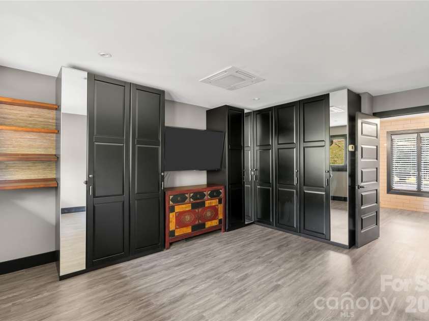 4209 Burning Tree Drive, Charlotte, NC 28277.  MLS# CAR4360192, YatesRealty ID 7012. 