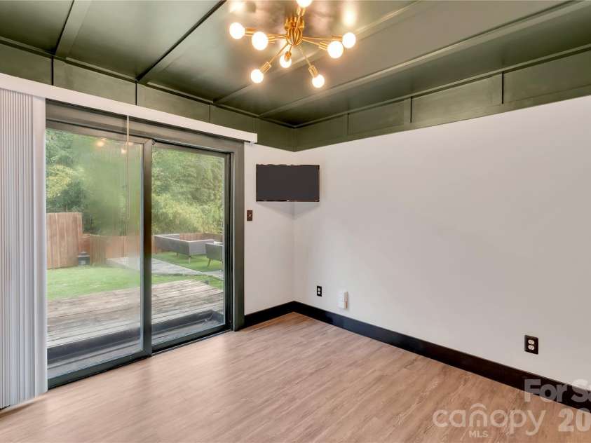 4209 Burning Tree Drive, Charlotte, NC 28277.  MLS# CAR4360192, YatesRealty ID 7012. 