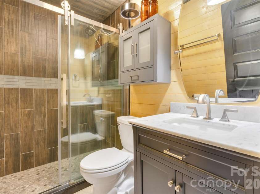 4209 Burning Tree Drive, Charlotte, NC 28277.  MLS# CAR4360192, YatesRealty ID 7012. 