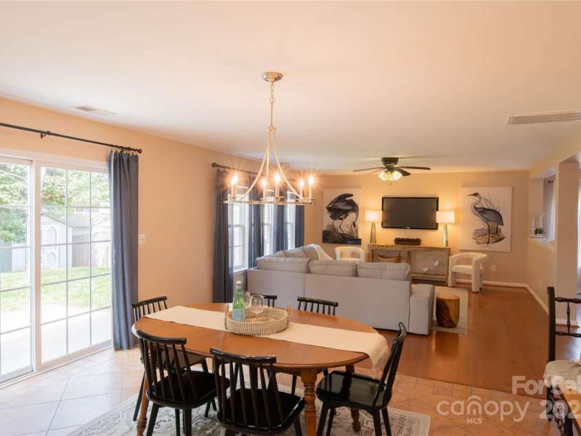 513 Buttercup Way, Fort Mill, SC 29715.  MLS# CAR4237308, YatesRealty ID 7013. 