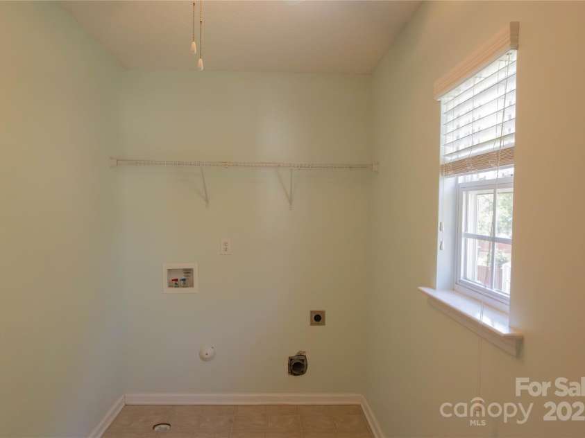 513 Buttercup Way, Fort Mill, SC 29715.  MLS# CAR4237308, YatesRealty ID 7013. 