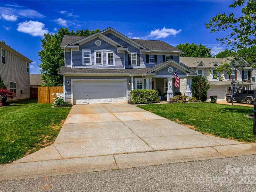 513 Buttercup Way, Fort Mill, SC 29715.  MLS# CAR4237308, YatesRealty ID 7013. 